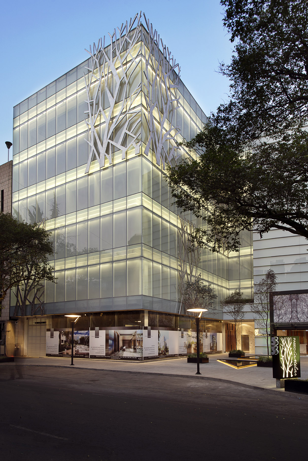 Paseo Castelar 商用住宅大楼-8