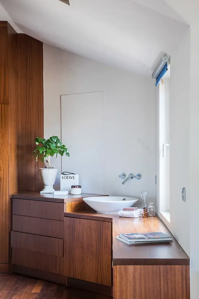 独特温暖的木质空间 | Lagerlings 的一室公寓设计-18