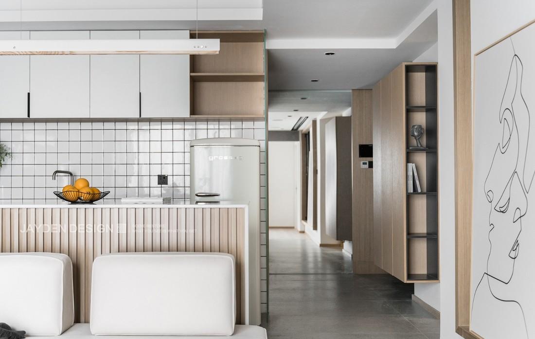 小空间大利用,90 后小夫妻的完美公寓改造-16