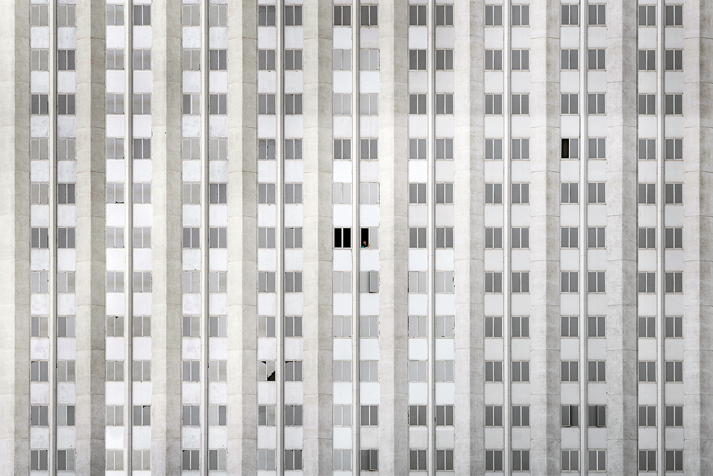 几何韵律中的城市英雄-10