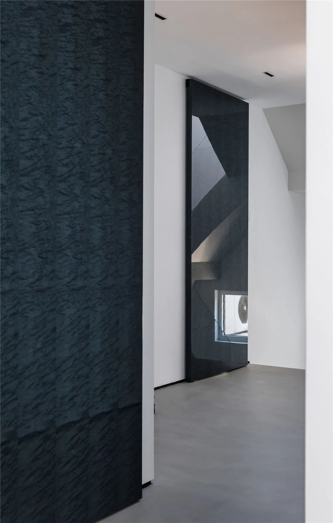 上海万科燕南园 251m²极简叠墅,功能引领形式,打造自我修养空间-36