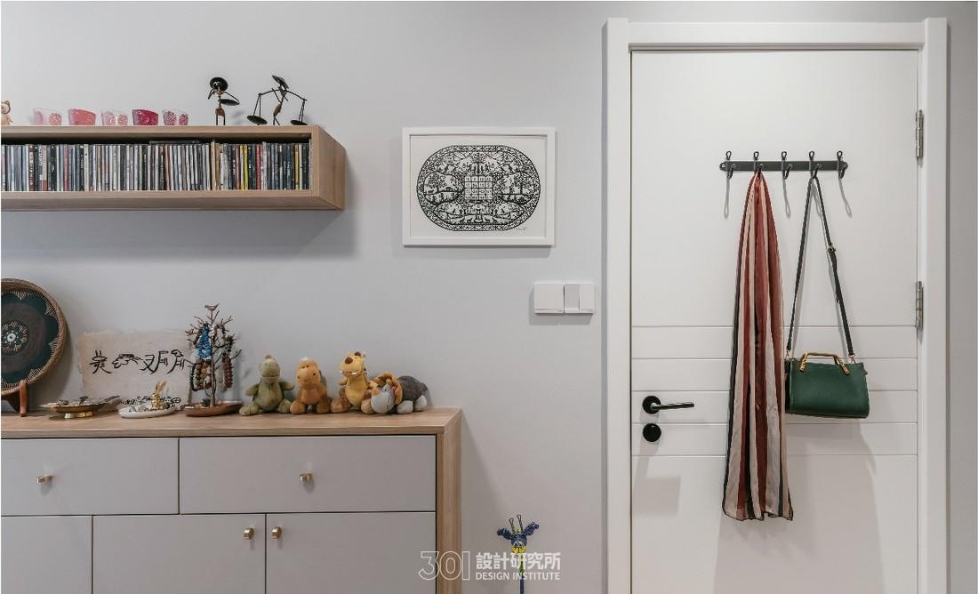 78 平米北欧风小家,绿色背景墙打造轻奢空间-24