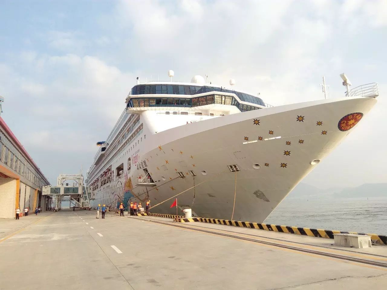 深圳首次丨世界级邮轮母港首泊成功！-22