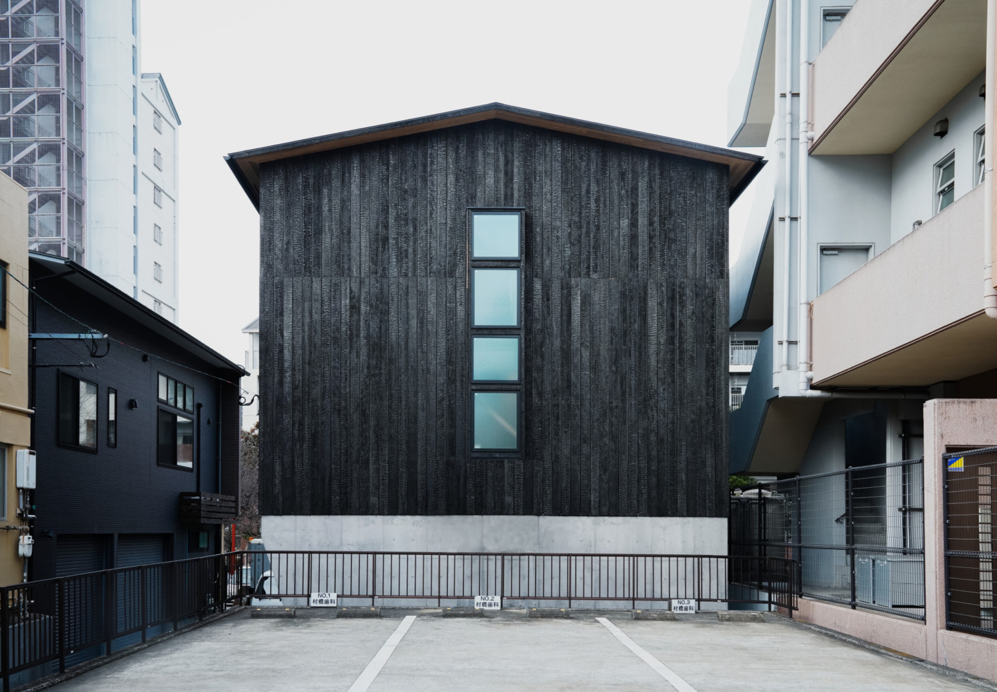 長崎「大橋　焼杉の家」丨ATELIER HAG-6