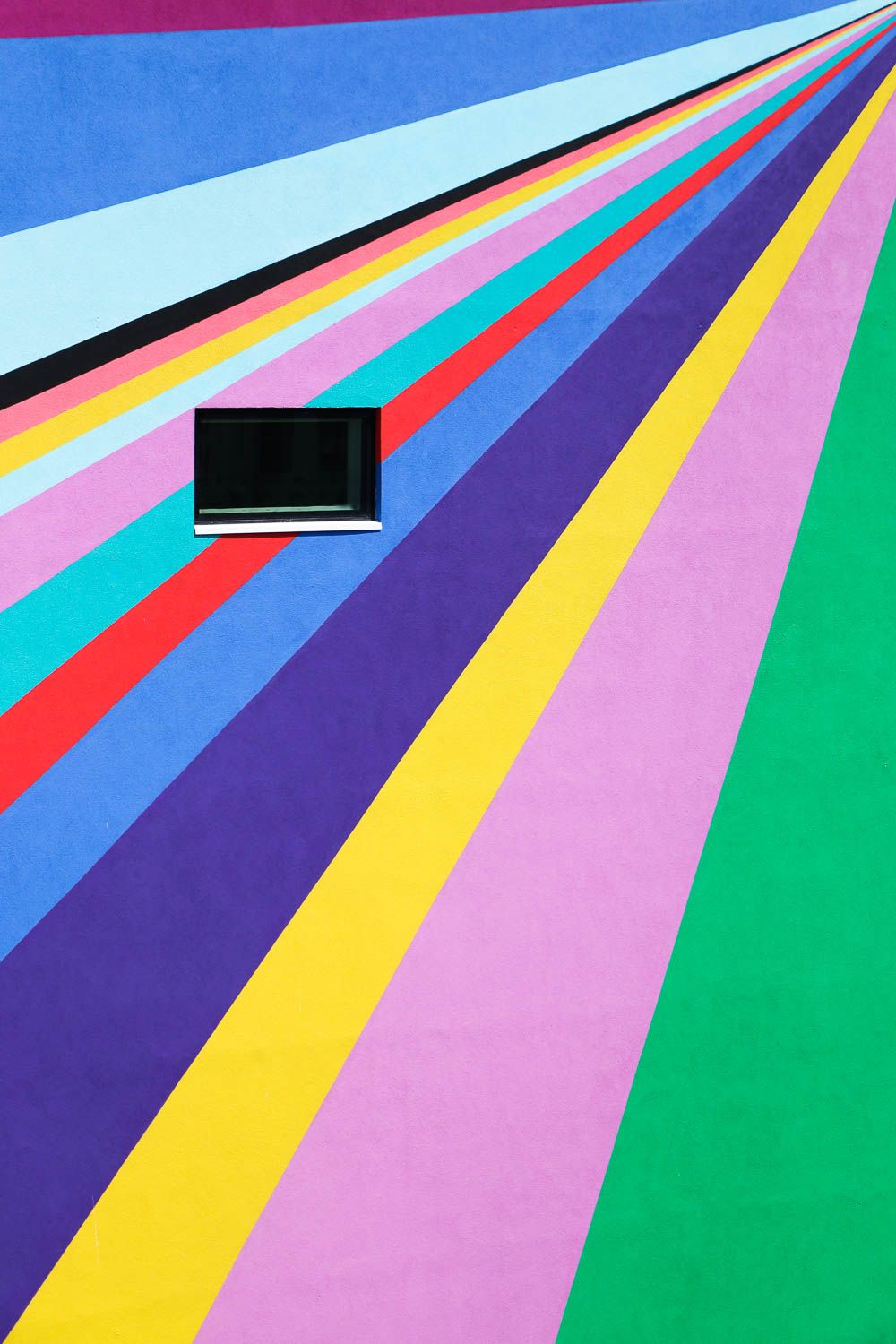 汤纳美术馆外墙几何壁画-7