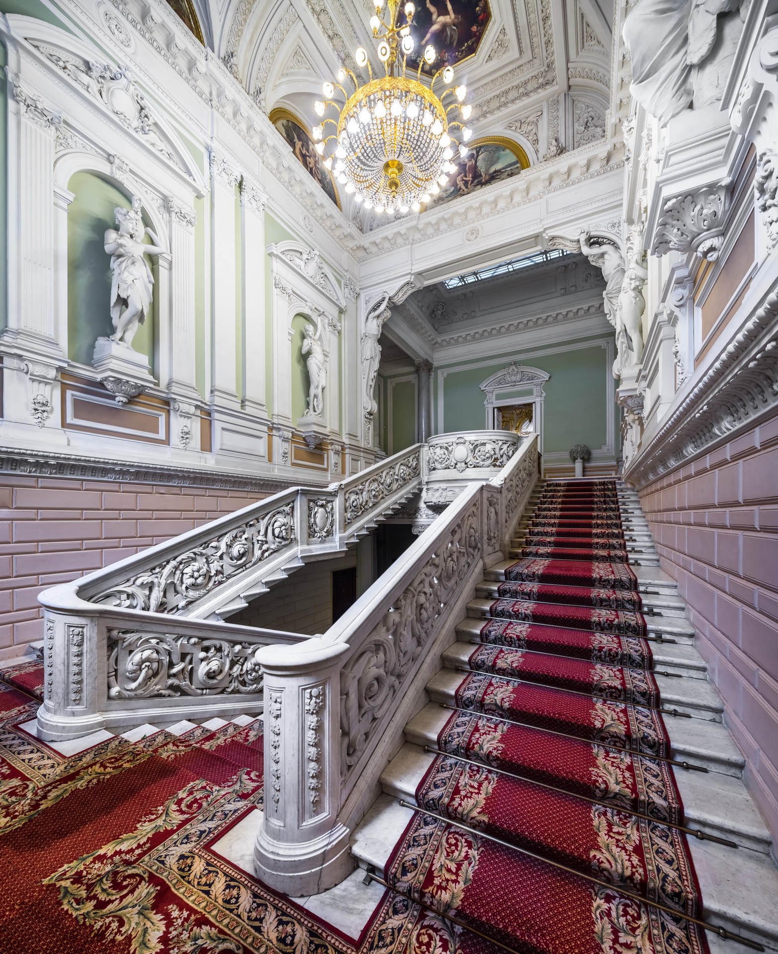 Особняк Фон Дервиза-3