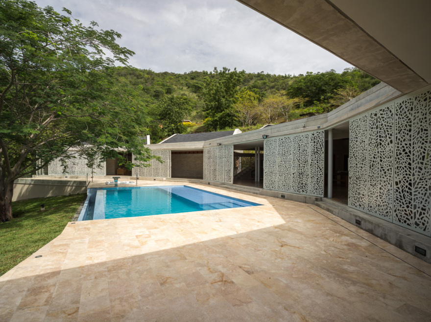 热带干旱森林中的生态住宅-43