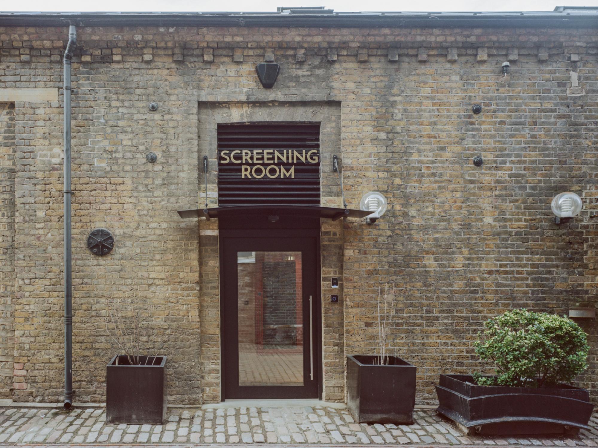 三磨坊摄影棚（或三磨坊制片厂 ，注："Studios"具体指摄影棚、制片厂等，需结合实际语境确定更准确译法，仅此处信息可先如此翻译 ） 丨英国伦敦丨Gort Scott,Freehaus-30