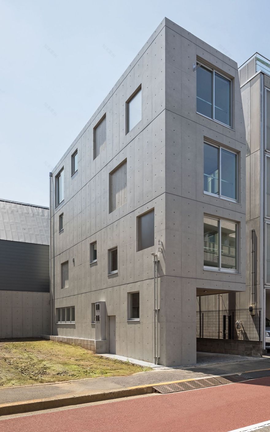 东京极简混凝土公寓丨日本东京-27