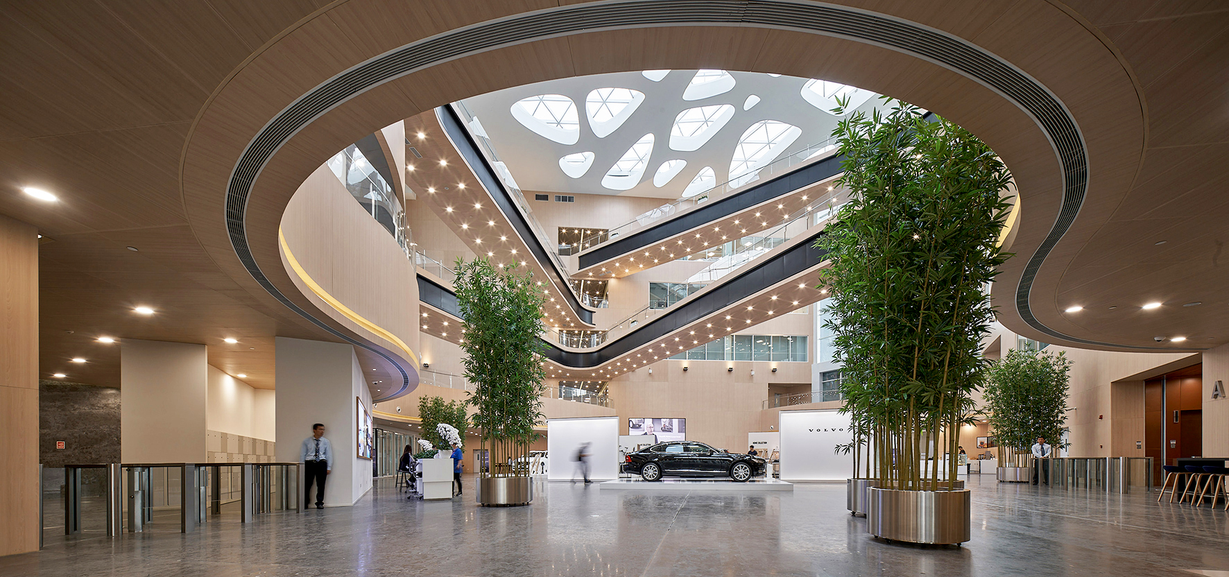 同济院作品：沃尔沃汽车亚太区总部，干练又柔和-8