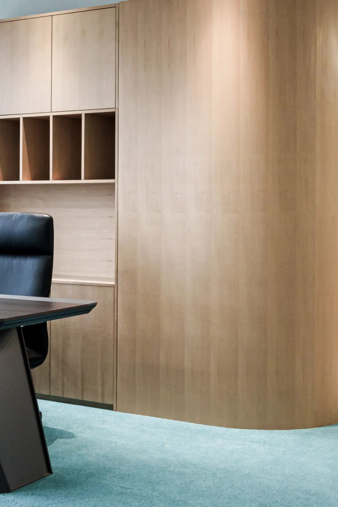 云码智能:流线型几何办丨中国广州丨冠臣设计-36