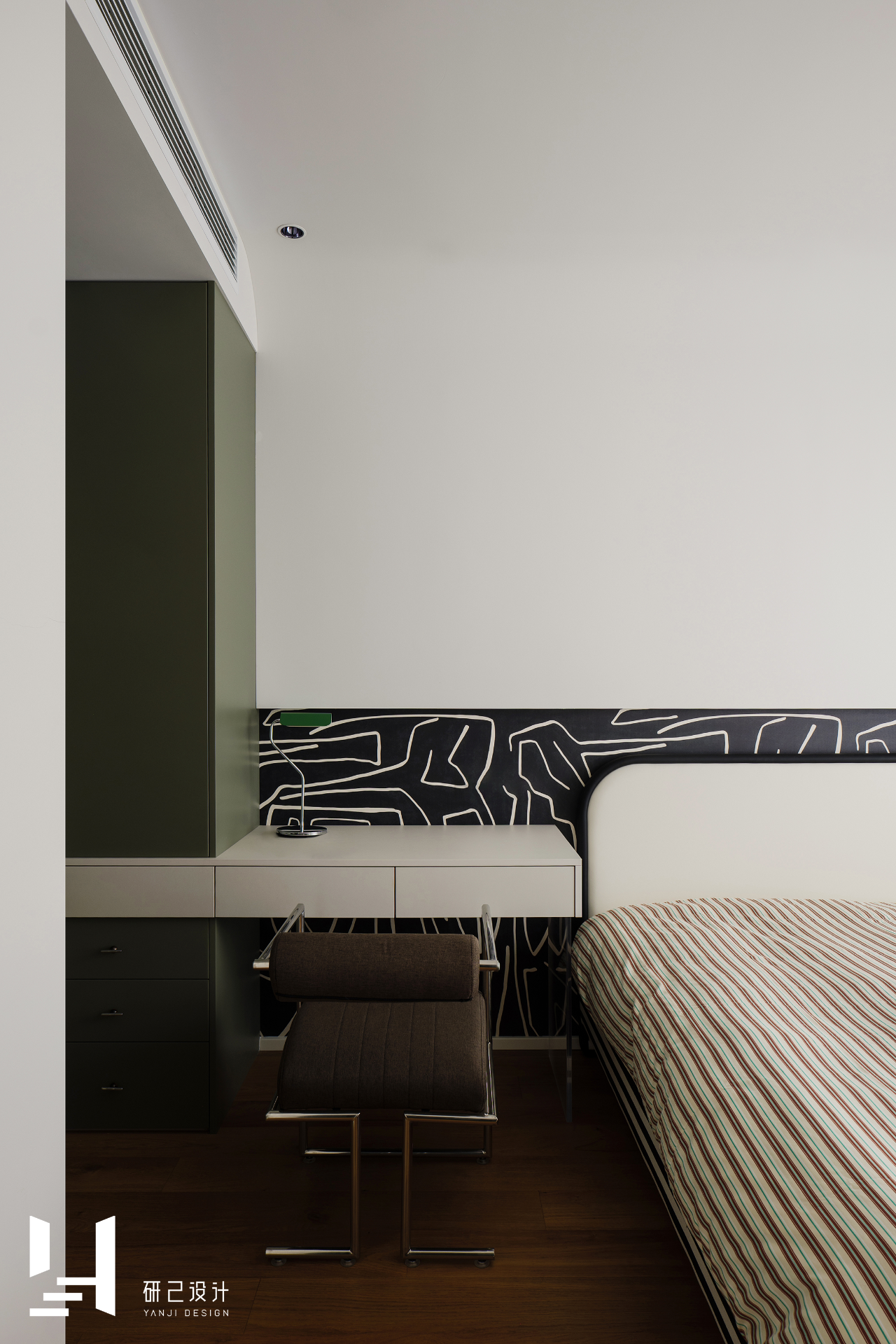 安徽芜湖国宾台142㎡ 《黑色圆舞曲》丨中国芜湖丨研己设计-59