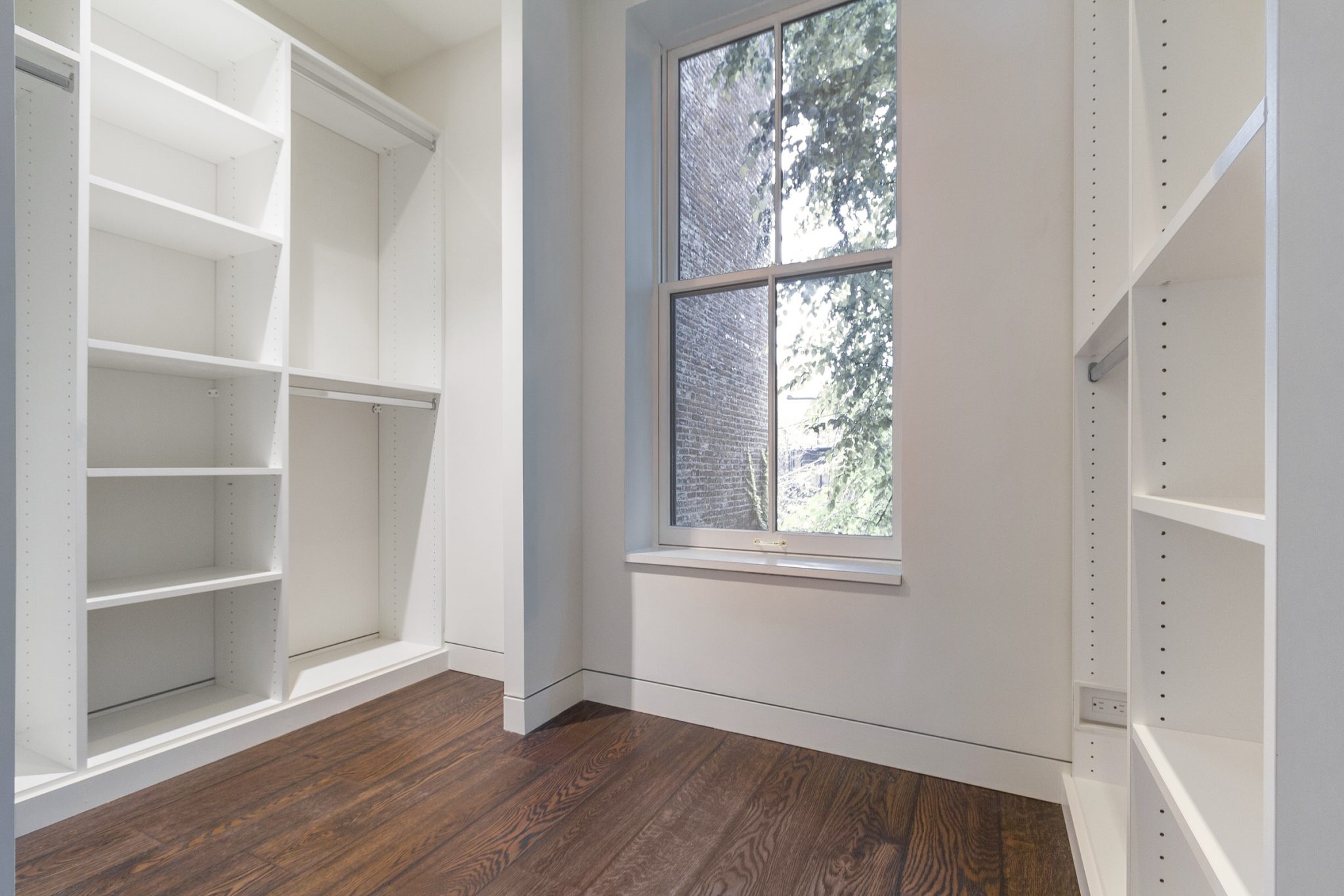 齐弗广场镇屋室内设计-31