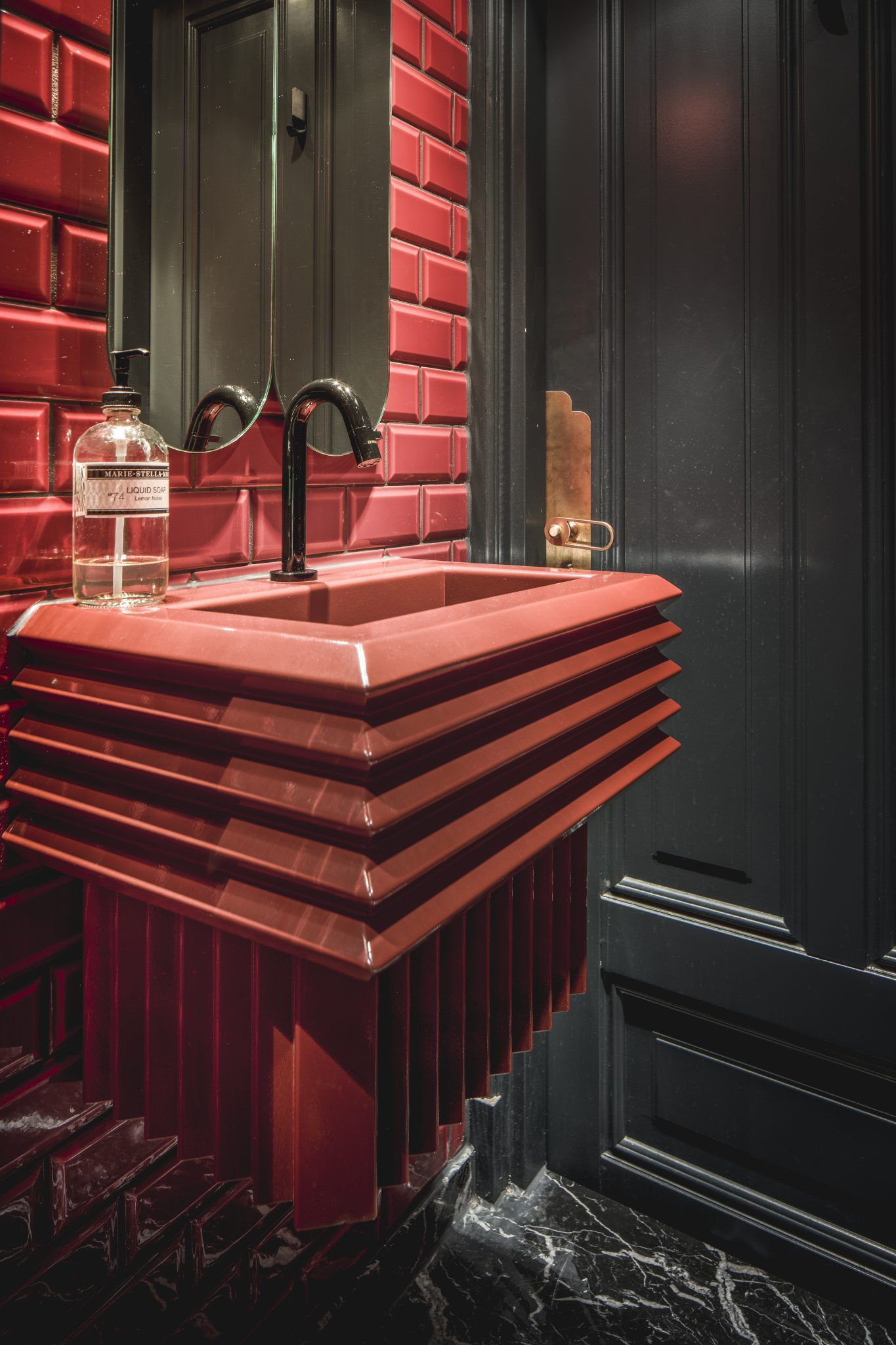 De Blauwe Draak 酒吧/Framework Studio-7