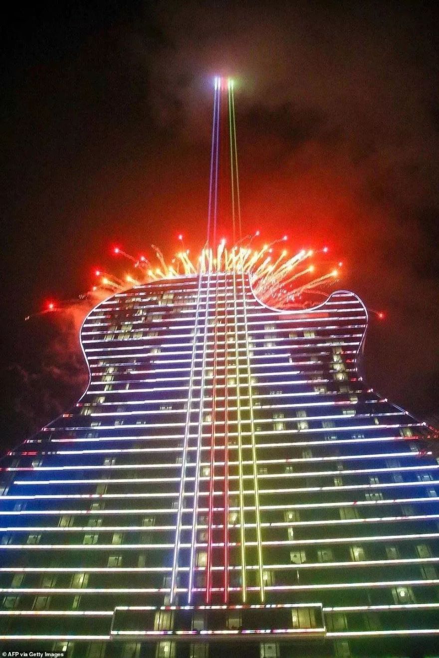 全球独一无二的吉他酒店,音乐与设计的完美融合-12