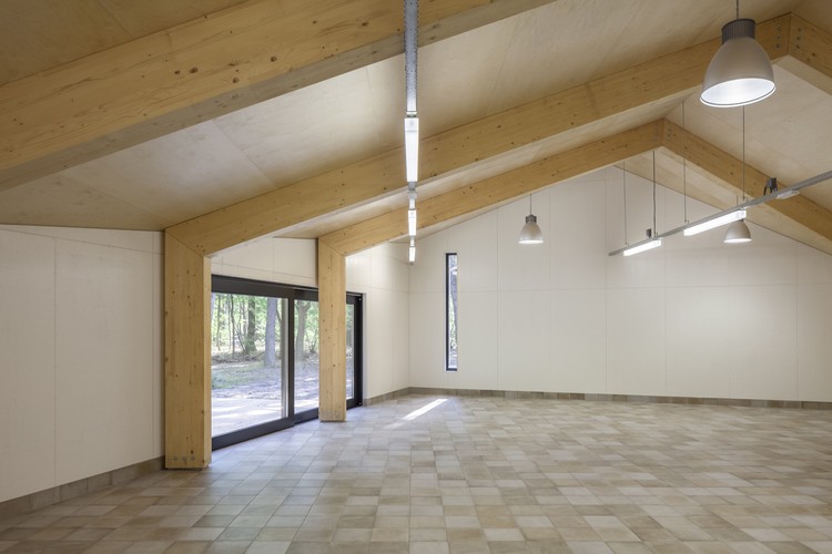 荷兰 Zonnewende 剧院展馆“重置”设计,融入自然,展现动态美-12