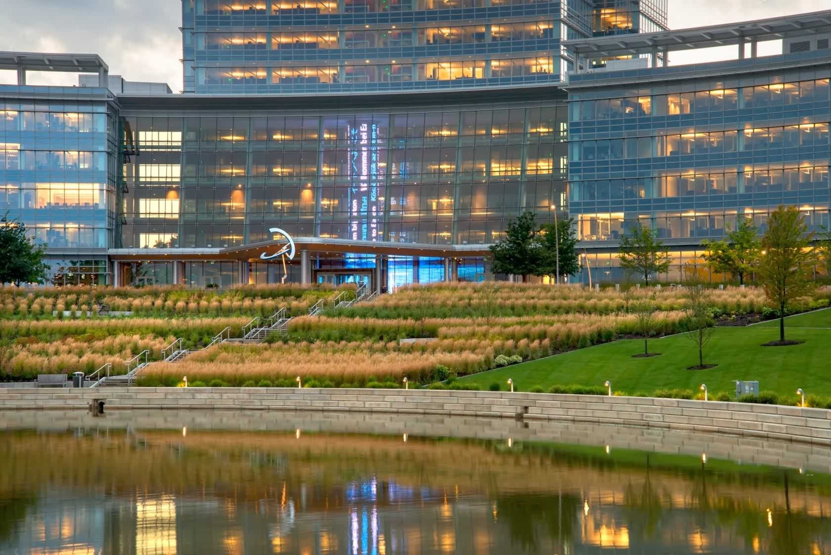 伊顿世界总部丨美国克利夫兰丨Pickard Chilton Architects 等-7