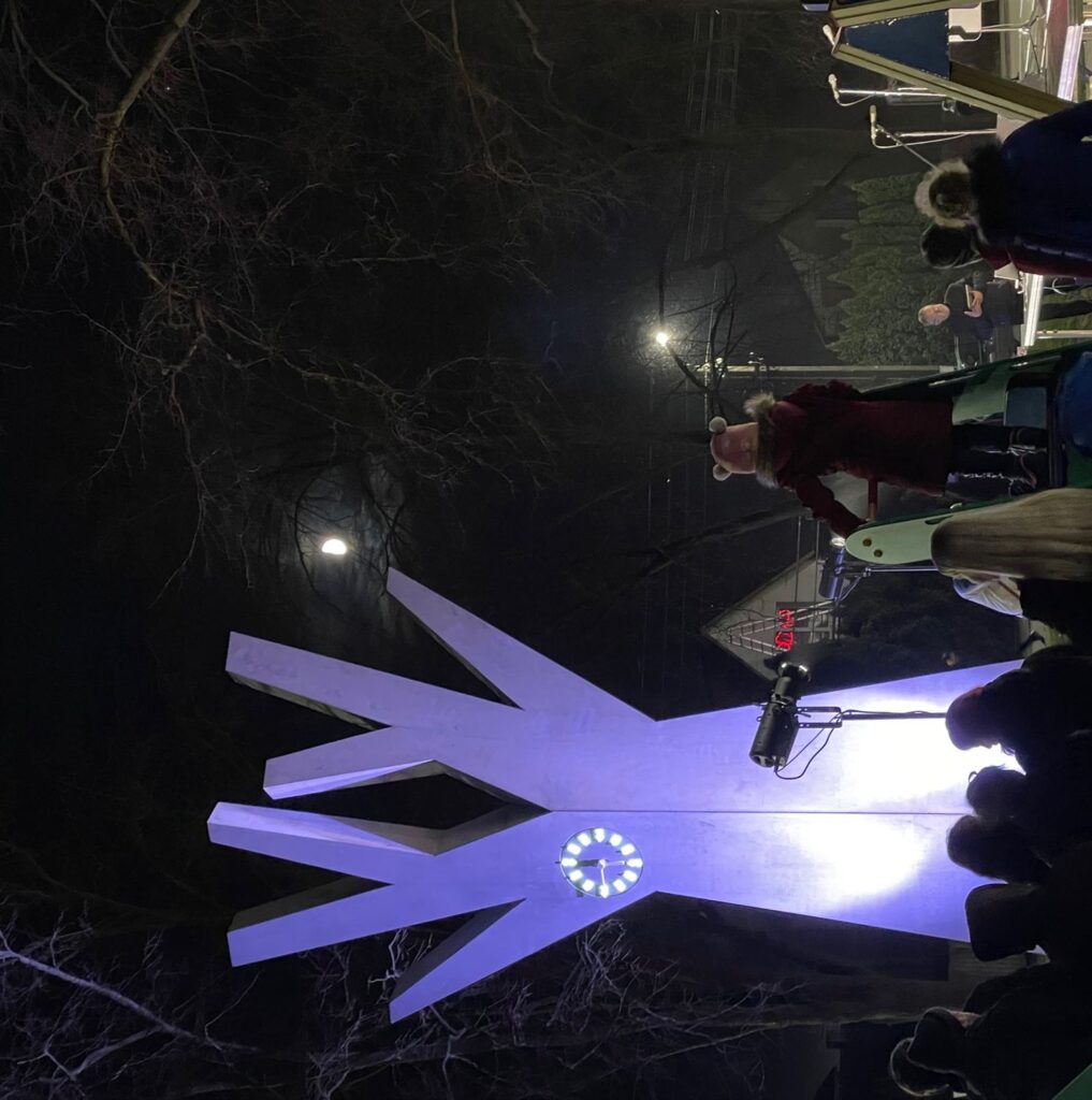 维尔卡维什基斯市公交站时钟雕塑丨立陶宛丨考纳斯建筑师金塔拉斯·巴尔丘蒂斯-28