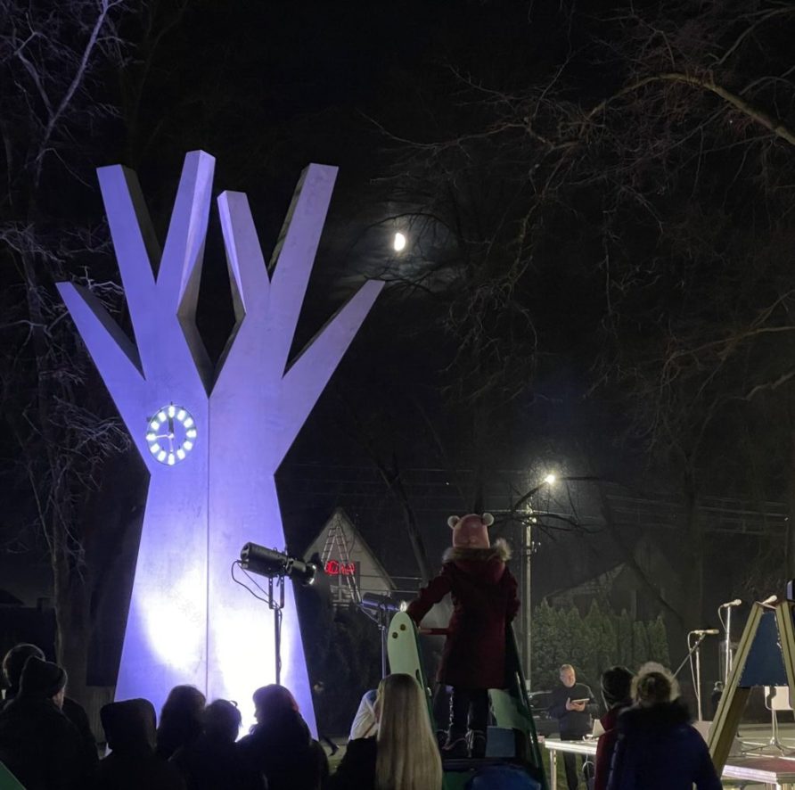 维尔卡维什基斯市公交站时钟雕塑丨立陶宛丨考纳斯建筑师金塔拉斯·巴尔丘蒂斯-28