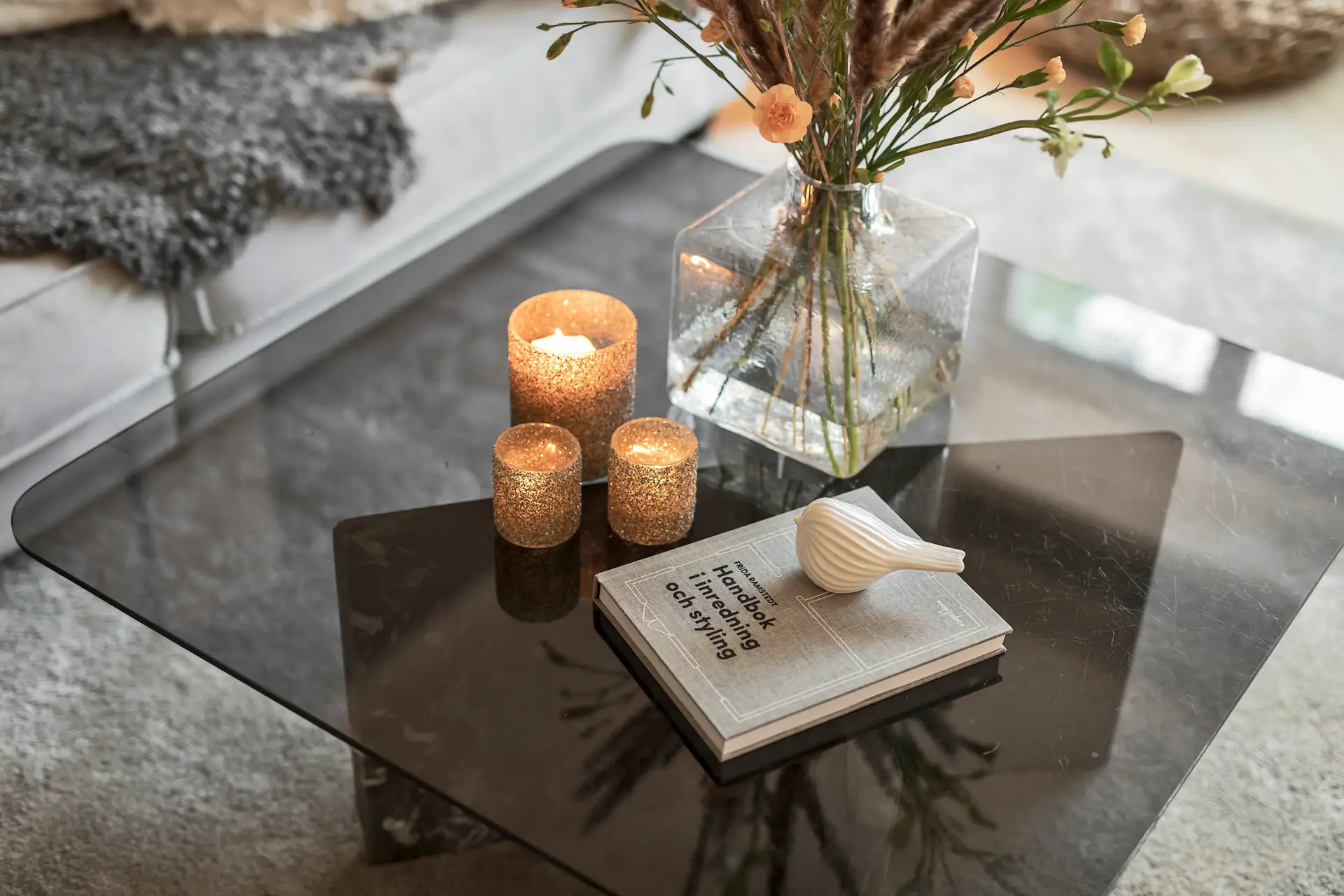 瑞典 54m2 设计公寓 | 窗 less 卧室的创意改造-5