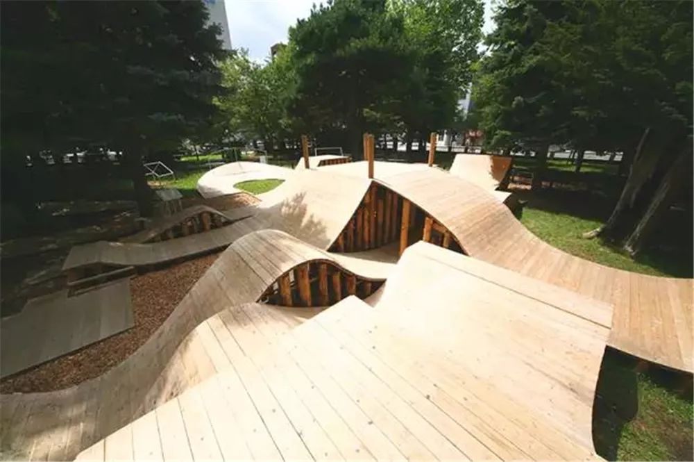 大海波浪元素融入景观设计,打造夏日清凉空间-58