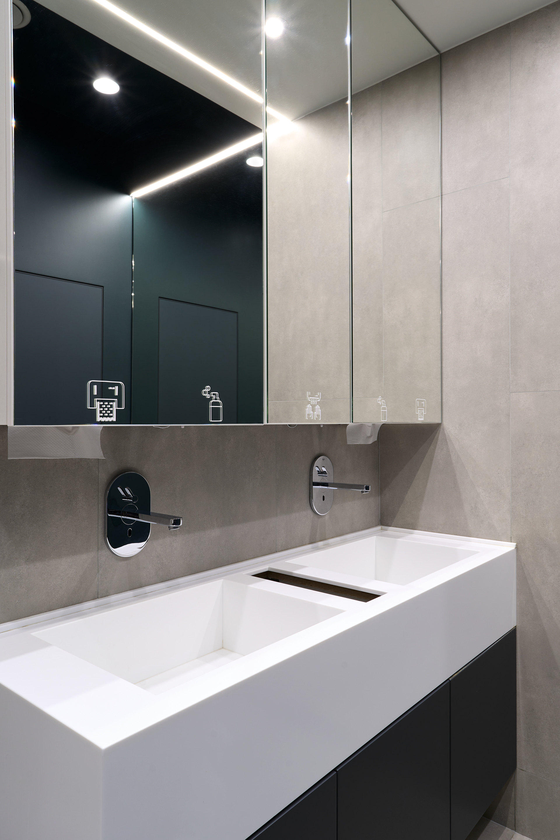 139 特拉办公室丨乌克兰基辅丨Oleksandra Bondarchuk 等-51