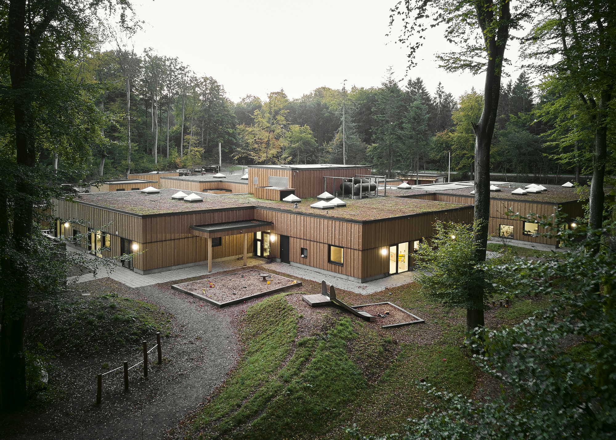 孩子们的森林乐园丨丹麦丨丹麦 GinnerupArkitekter 建筑事务所-16