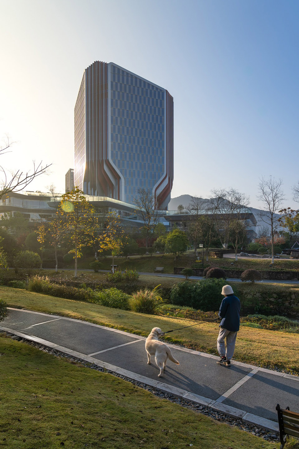 汽车超人— 金固中心，杭州 / 零壹城市作品-35