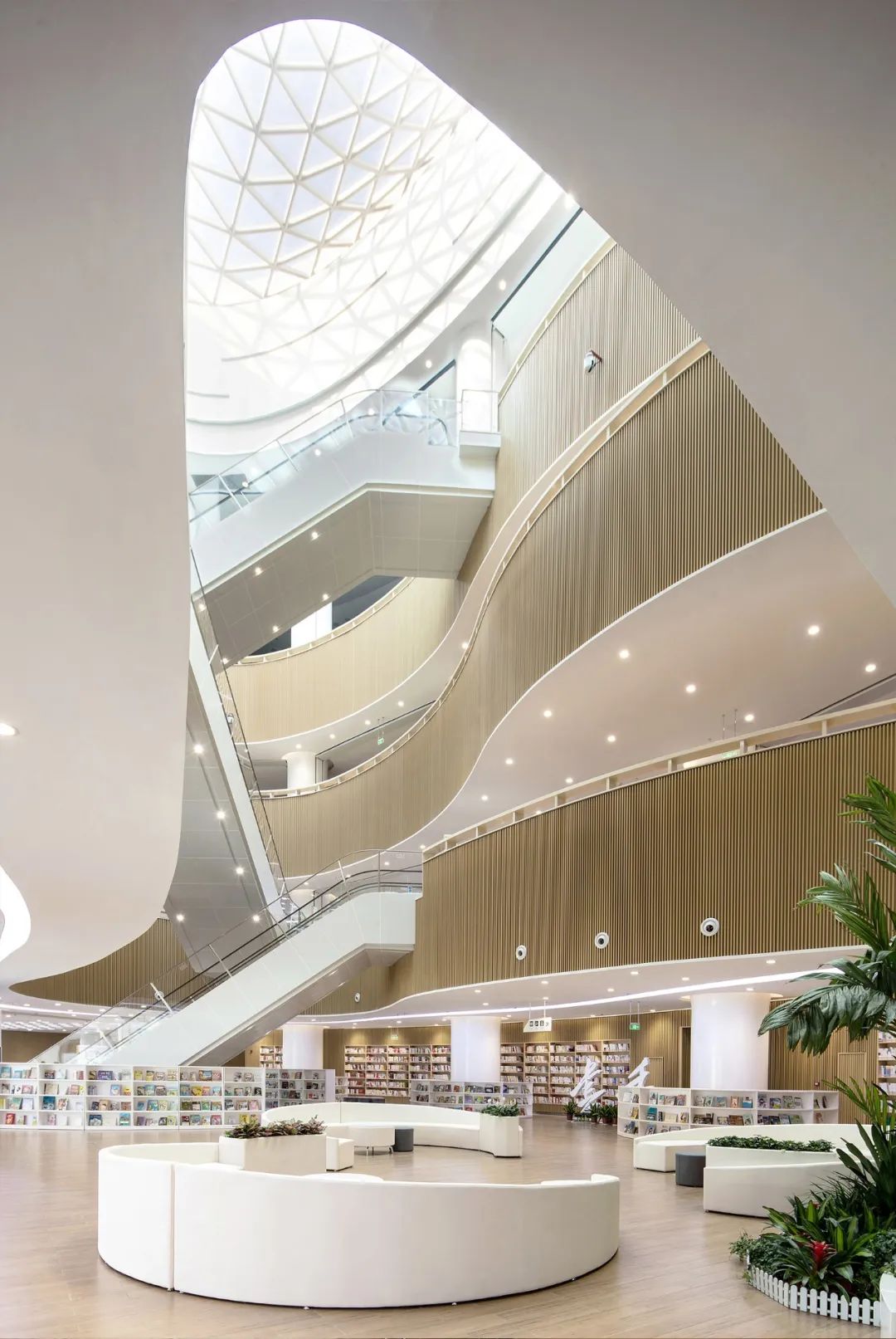 襄阳网红图书馆，自然光线下的现代阅读空间-43