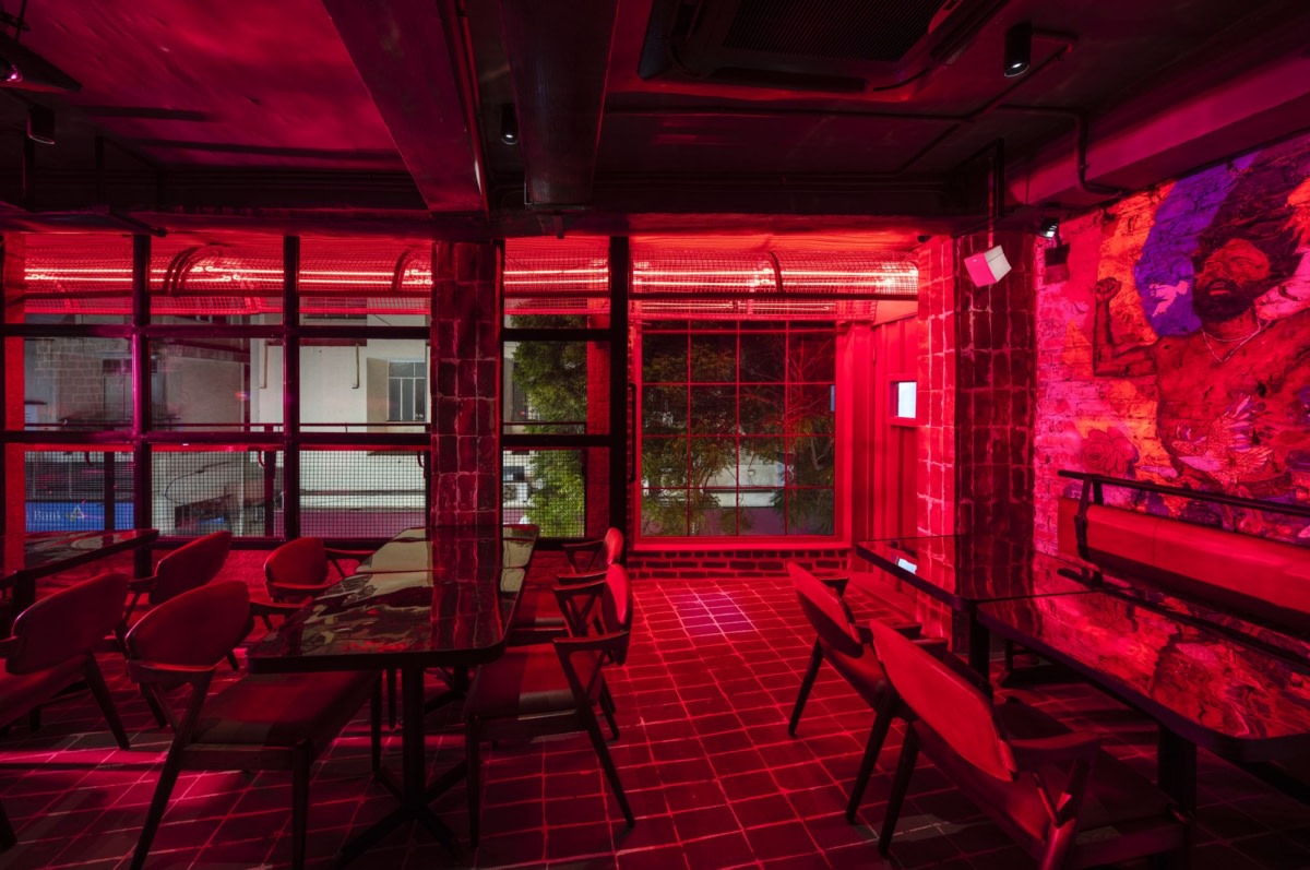 Gonzo Bar · 闹市中的街头风情酒吧设计丨印度新德里丨Studio Dangg-9