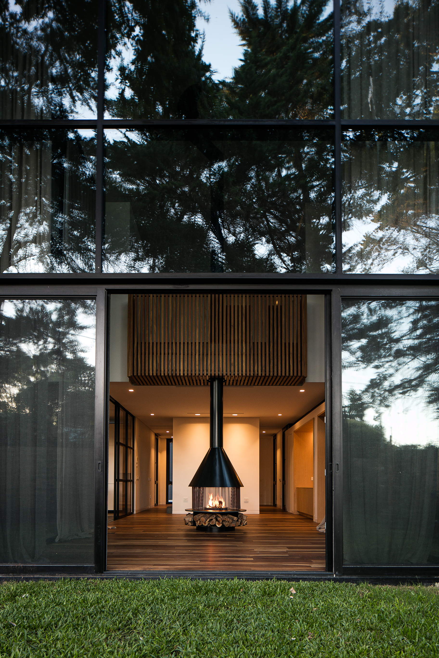 Residencial Murillo · 融入自然的现代别墅设计-21