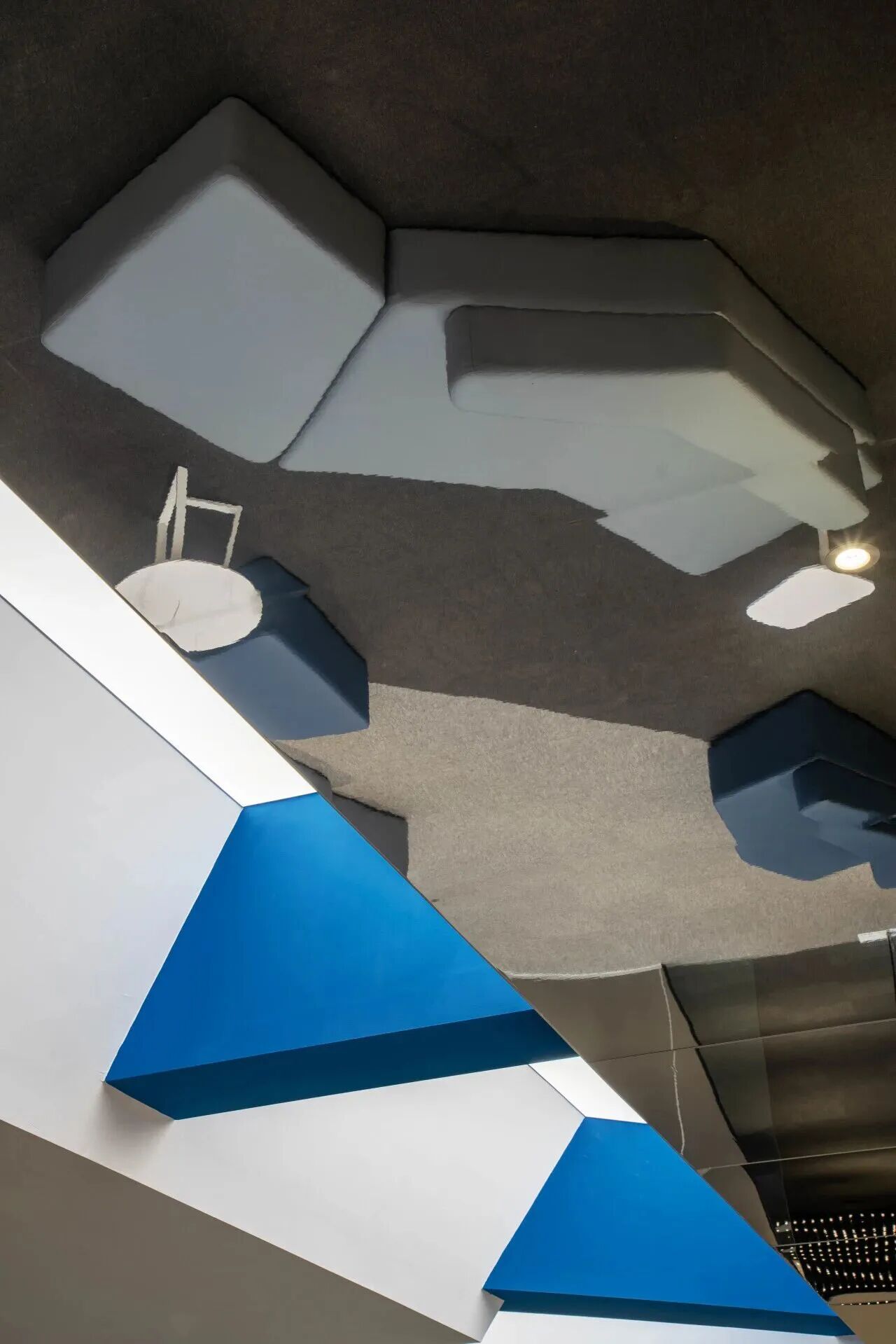 诺视科技总部空间(《源芯之境》)丨广州市本合致现设计(GNOC本合致现设计机构)-49