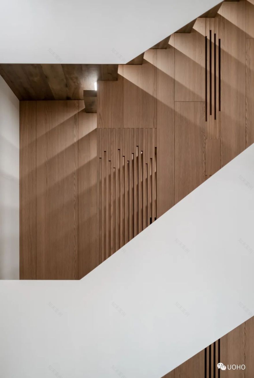 现代原墅生活,自然优雅的木质温暖丨合纵联横-0