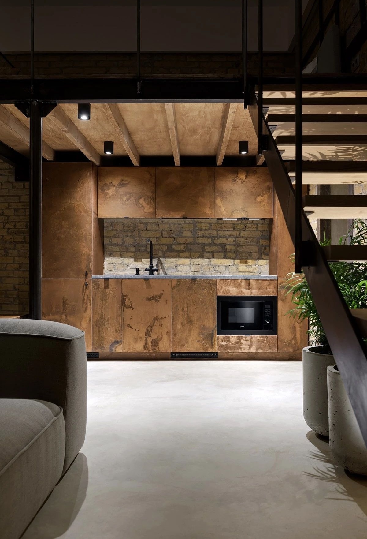 乌克兰 41㎡工业风 Loft,个性与实用兼具-44