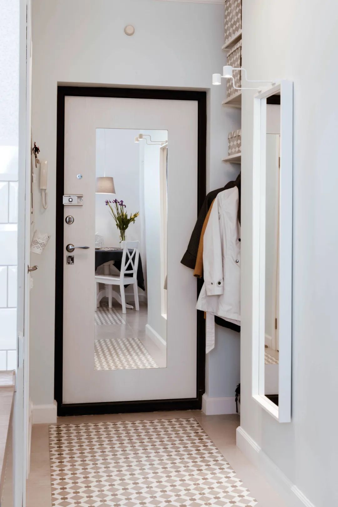 36㎡独居女孩梦想家丨Olga Koposova 和 Yulia Kitkaeva-16