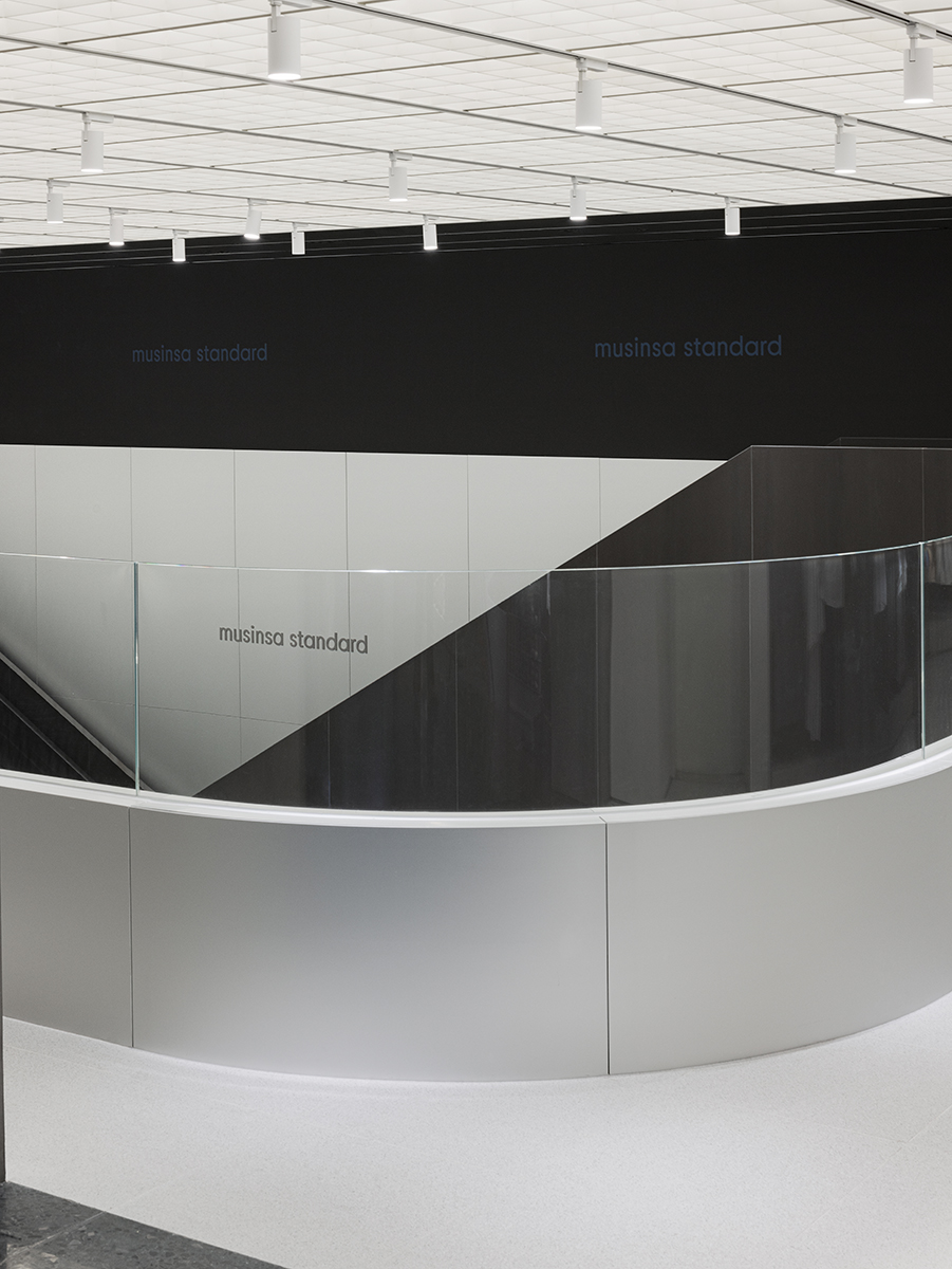 Musinsa Standard 旗舰店丨韩国首尔丨LABOTORY-33