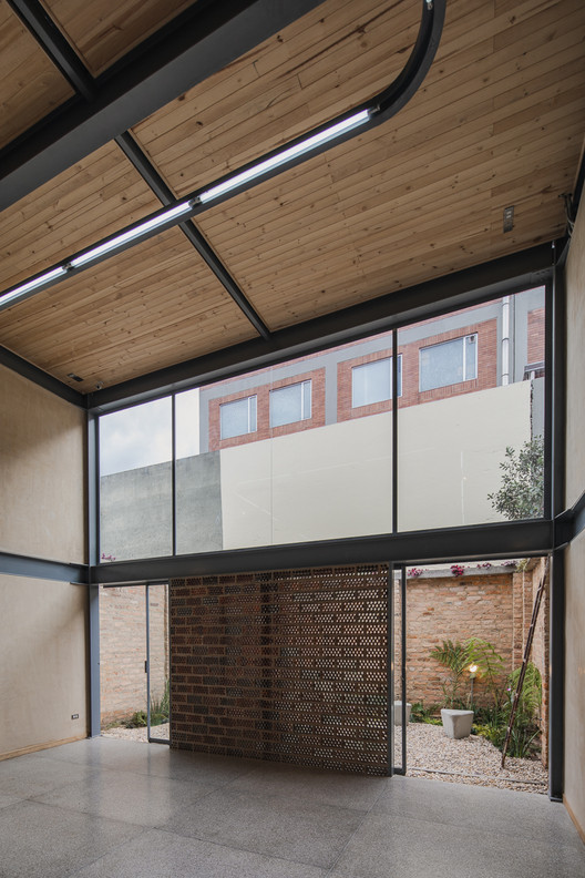 哥伦比亚 Binario 画廊工作室丨Yemail Arquitectura-15