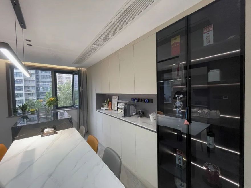 现代简约三室两厅设计-14