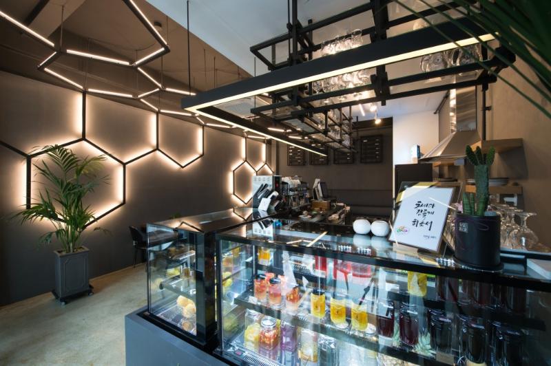 光点咖啡 | 打造独特清新的专业室内设计-6