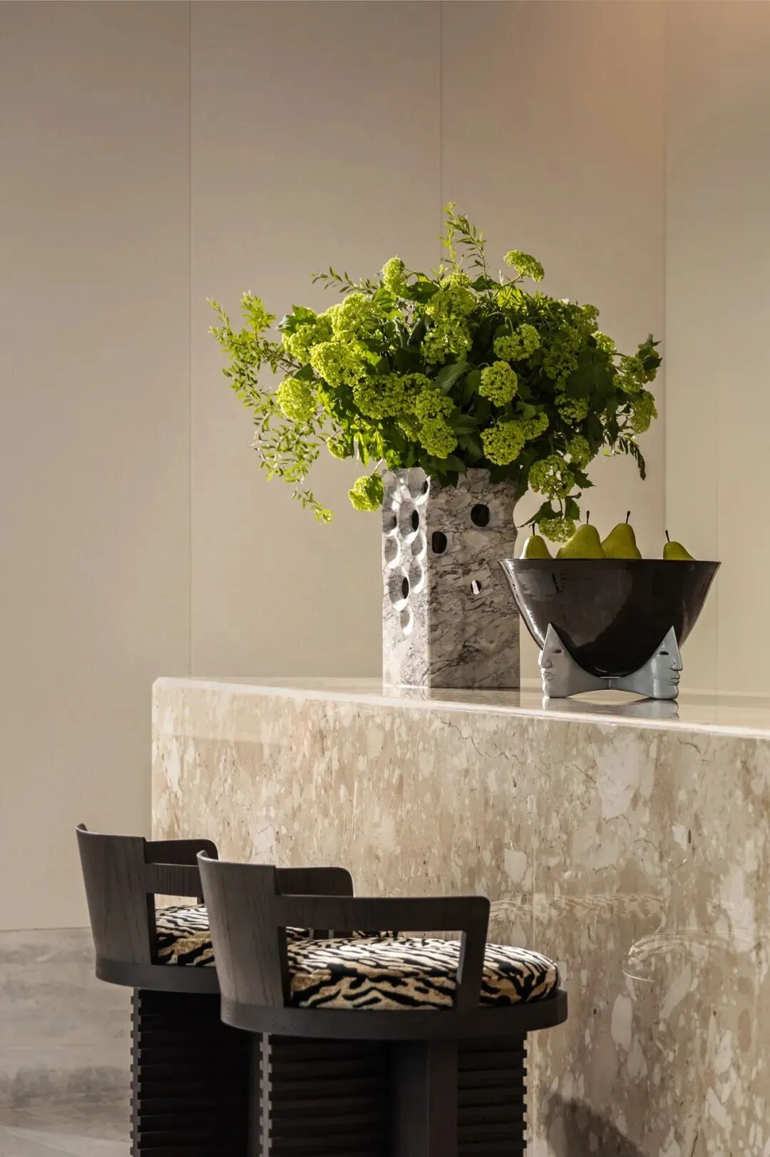 南驰·都湖国际揽湖峯顶层复式丨中国广州丨奥迅设计-58