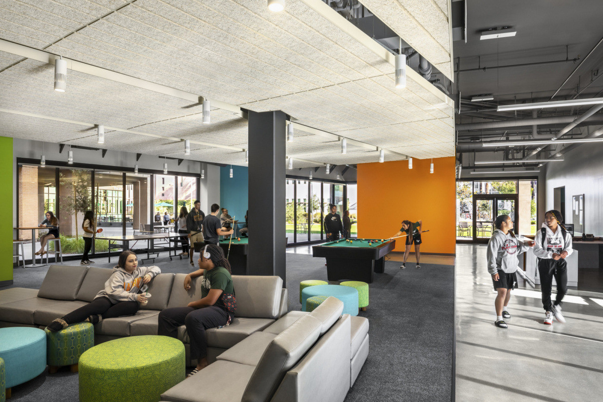 加州大学拉文分校·Citrus Hall & The Spot Dining Hall-7