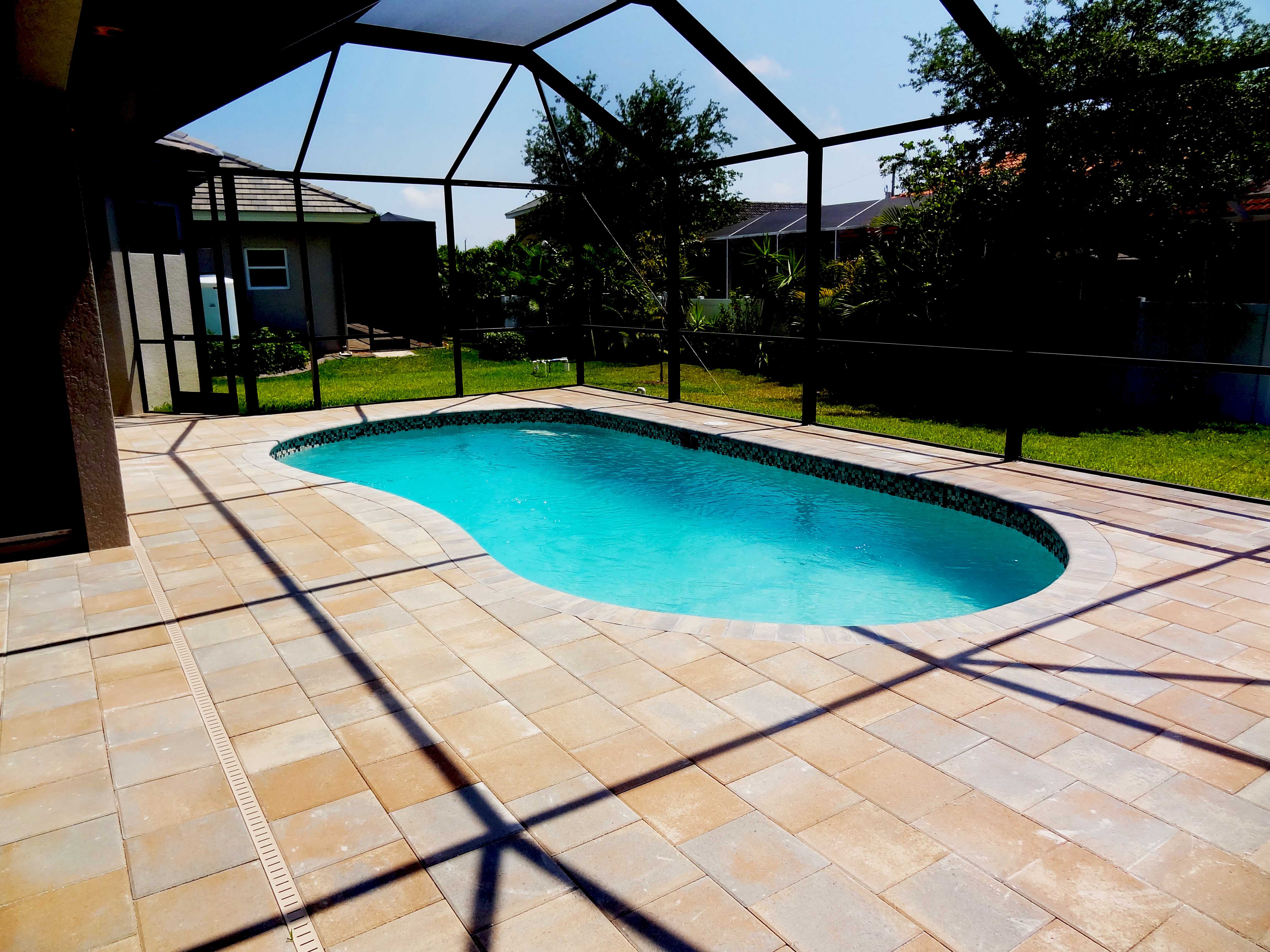 索菲娅豪华度假住宅,现代风格室内设计典范-12