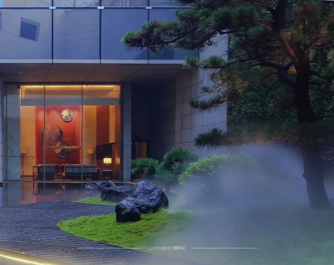 南京长江之舟华邑酒店中庭 | 融山水之景,显古典园林之美-29