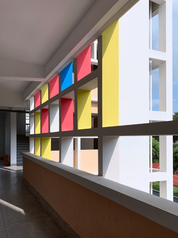 绍兴上虞龙山学校外立面翻新-4