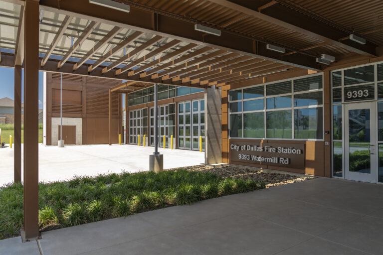达拉斯第58号消防站丨GSR Andrade Architects-18