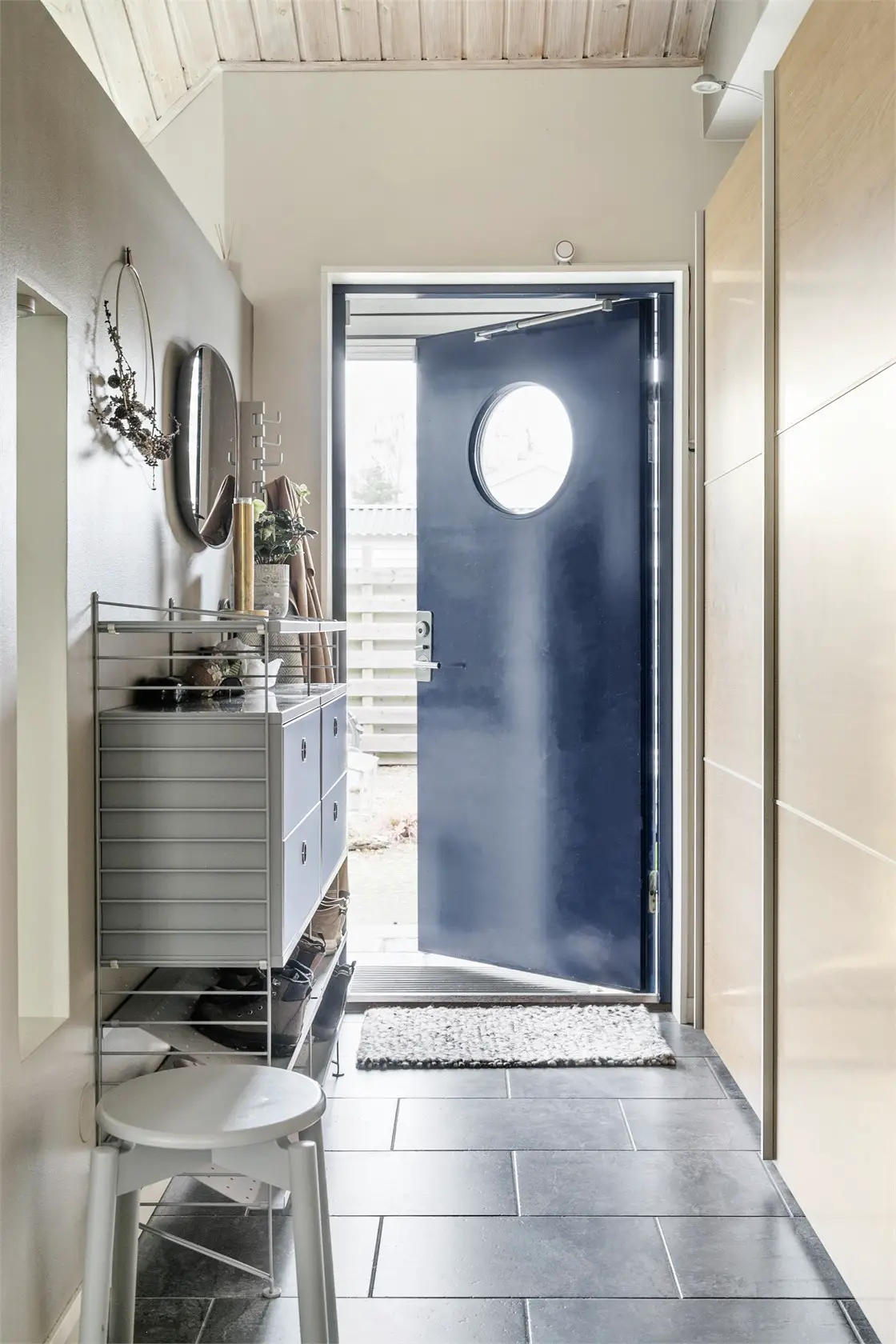 瑞典单层木质度假屋，温馨舒适展现北欧风情-10