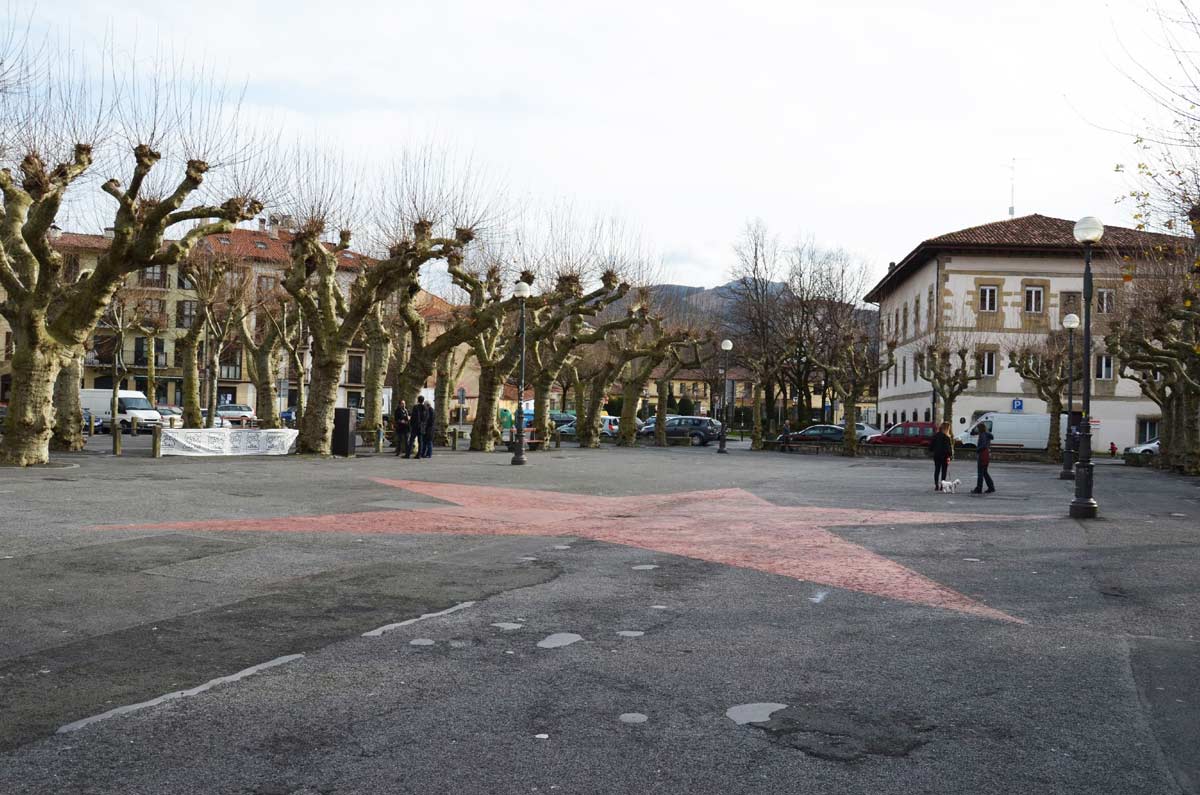 重塑 Irun 老城区广场-33