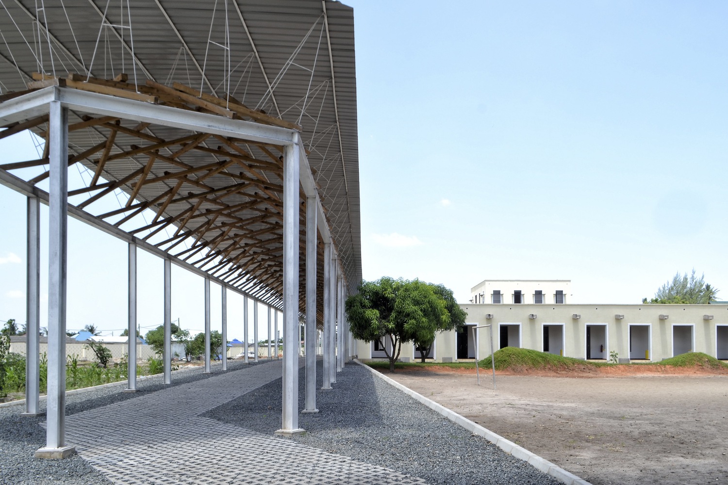 Tanzanian 幼儿园及小学建筑丨坦桑尼亚丨APC-3