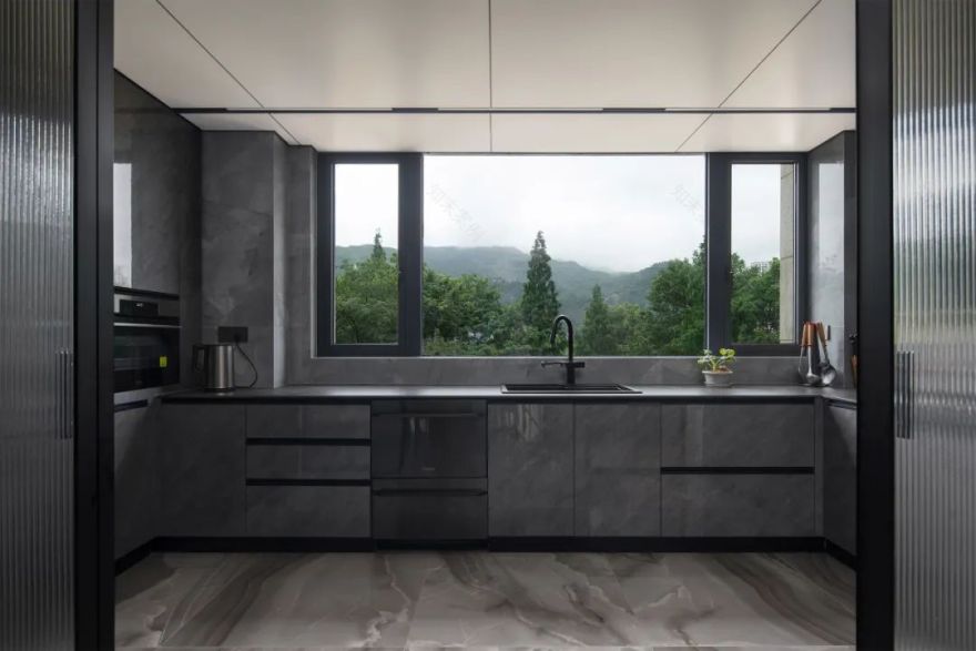 克莱因蓝的宁静 · 青创空间设计的 260㎡舒适家居丨中国浙江-26