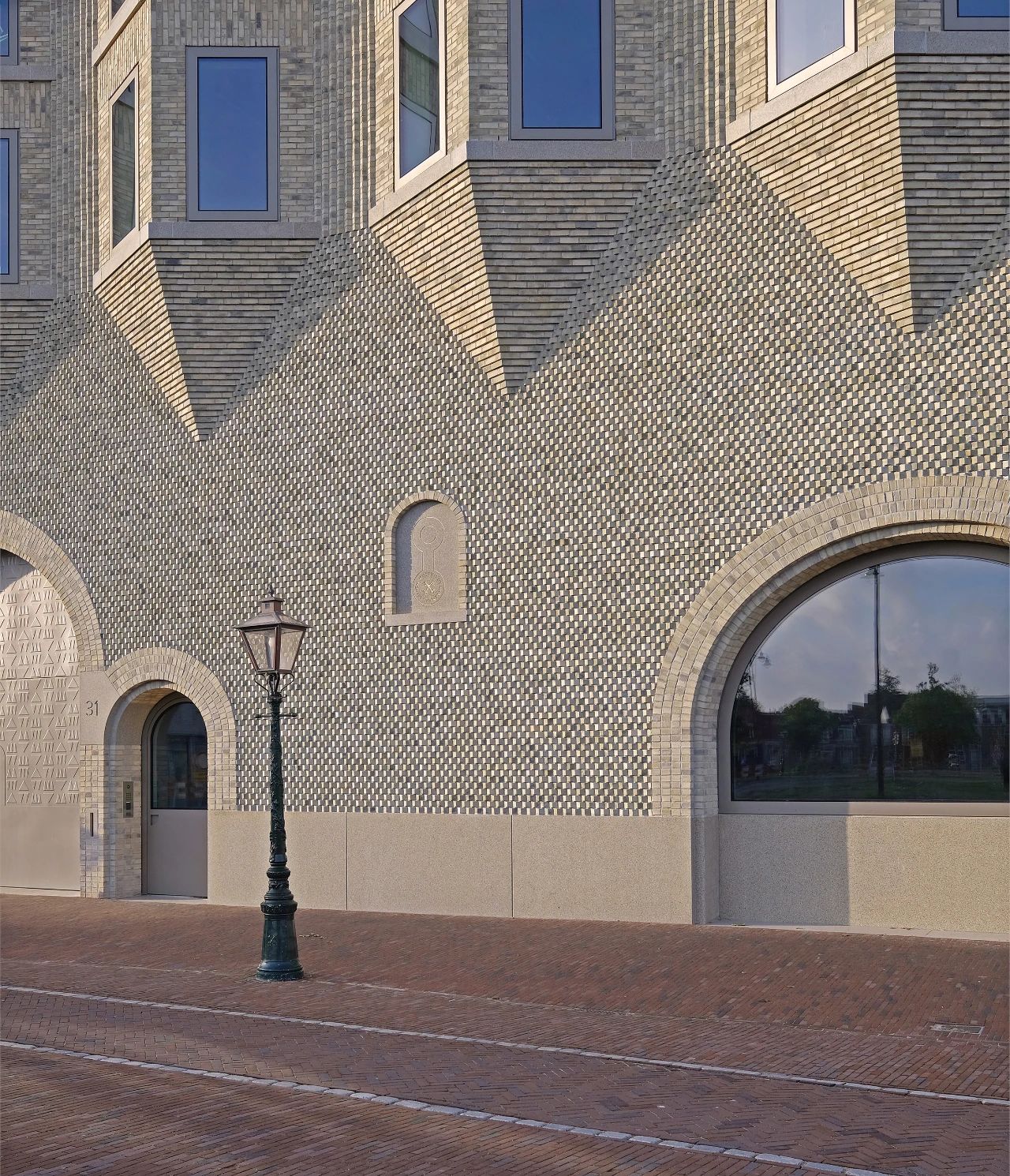 全球最具创意的十座红砖建筑丨孟加拉国丨PMA Madhushala,Sthapotik,CTA 等-147